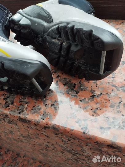 Детские лыжные ботинки fischer