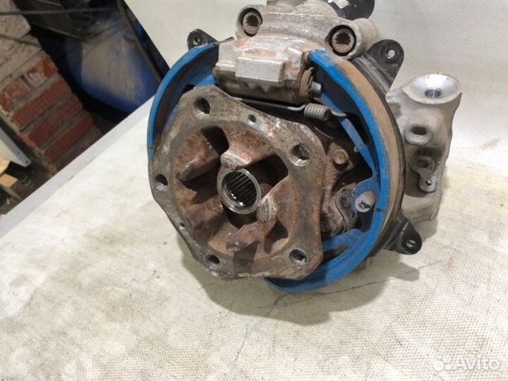 Цапфа задняя правая Porsche Cayenne 2010-2018