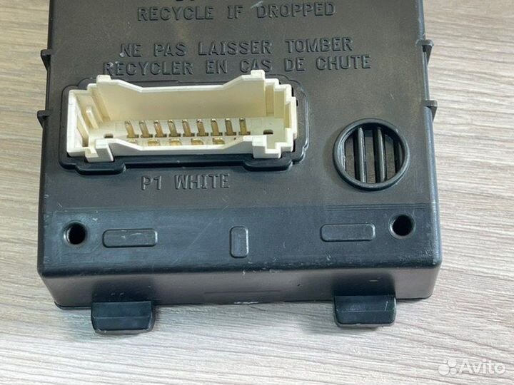 Блок комфорта Renault Sandero