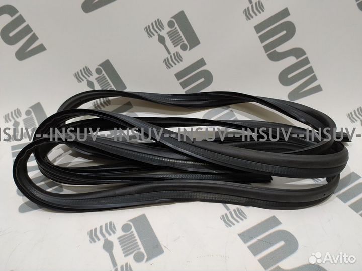 Уплотнитель двери задка Нива 21213