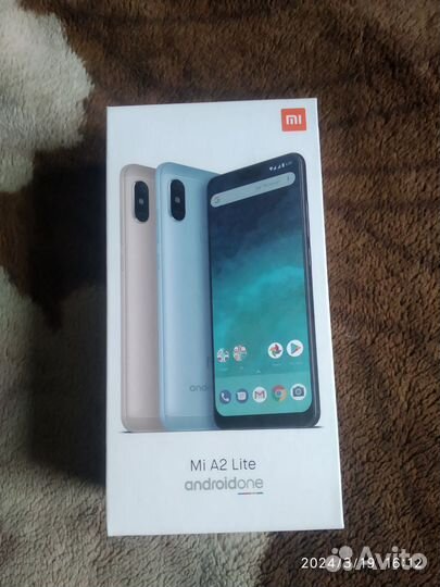 Xiaomi Mi A2 Lite Android One, 3/32 ГБ