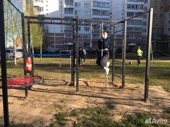 Уличный спортивный комплекс для детей и взрослых