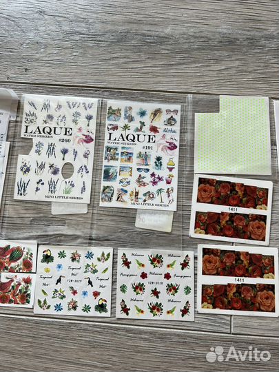 Слайдеры для ногтей летние