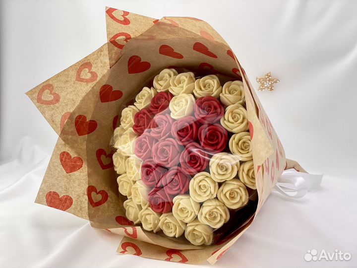 Букет из шоколадных роз к 8 марта