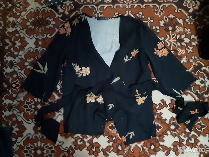 Одежда пакетом отдам