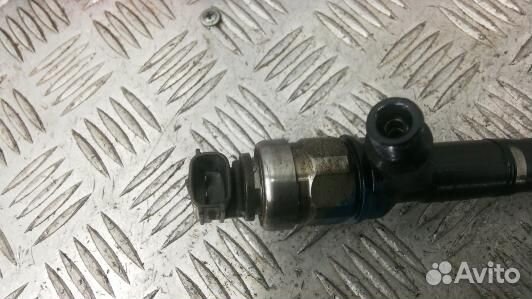 Форсунка дизельная toyota RAV 4 ZSA3 (1BS07AL04)