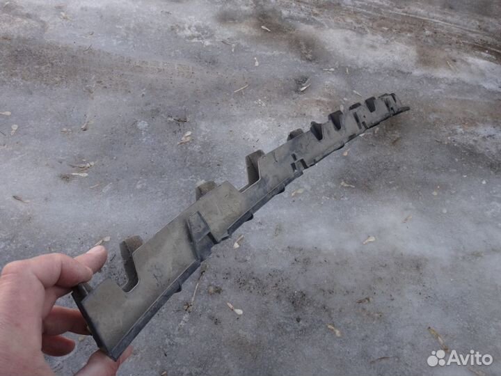 Октавия Крепление заднего бампера A5 04-13