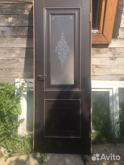 Дверь входная дубовая