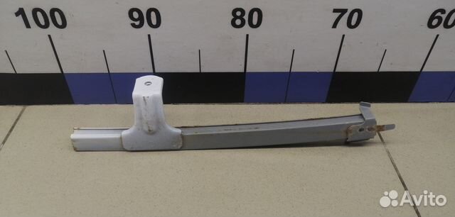 Направляющая стекла RAV 4 2013