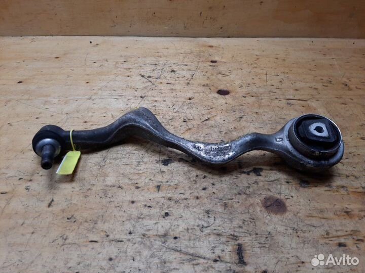 Рычаг подвески прав. перед. BMW 120I