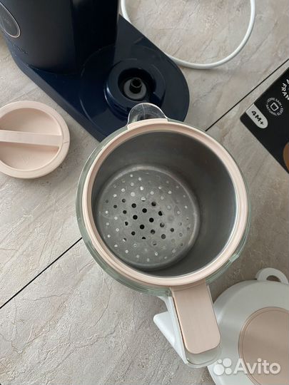 Пароварка блендер beaba babycook neo