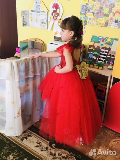 Платье для девочки