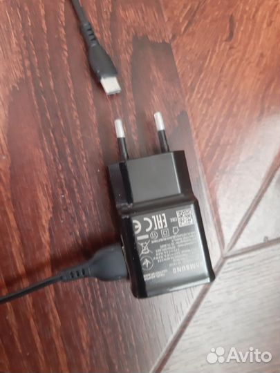 Зарядное устройство для планшета/смартфона