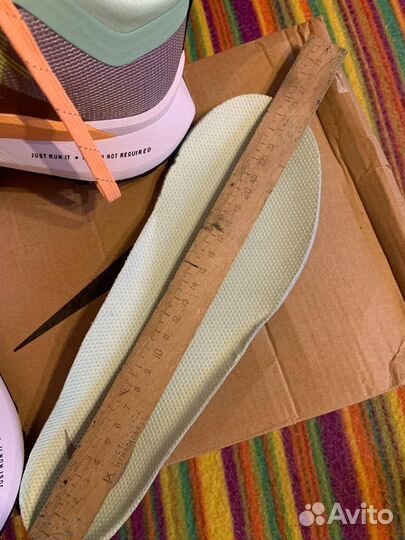 Новые кроссовки nike 41 размер