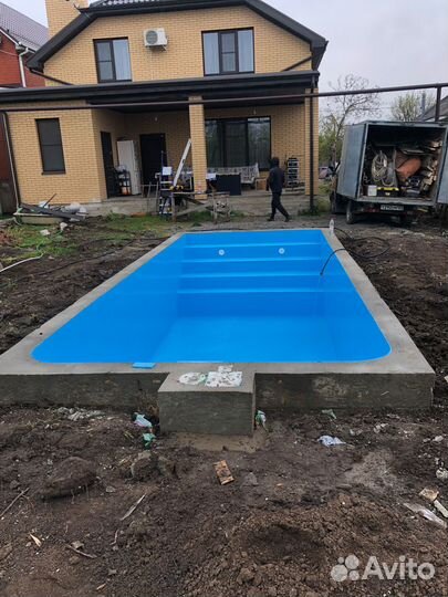 Бассейн чаша с лестницей 4м*3м*1,5м