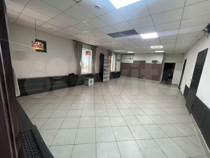 Свободного назначения, 100 м²