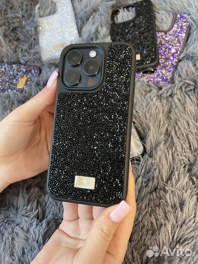 Чехол на iPhone