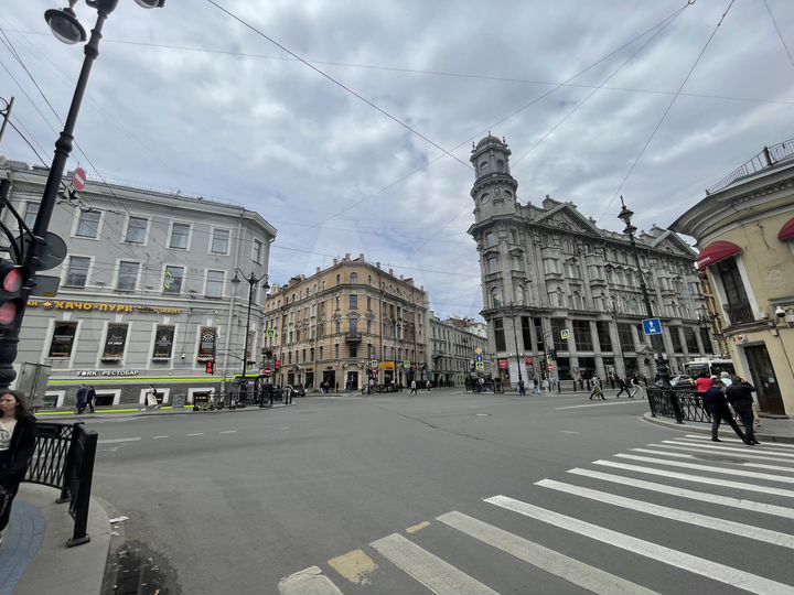 Суперпроходное на 5и углах 233 м²