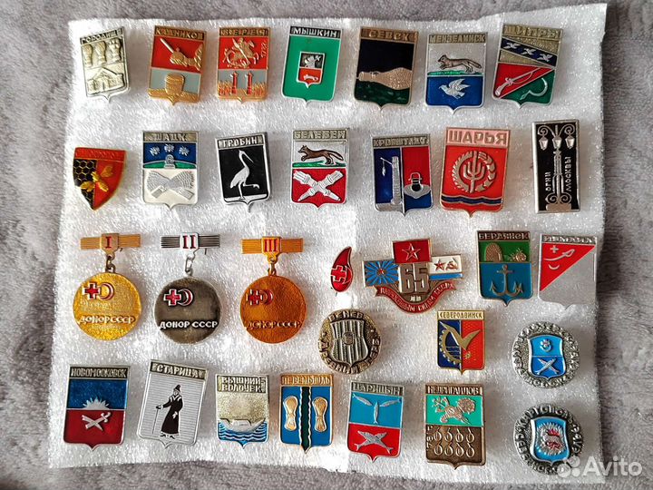 Набор значков 3