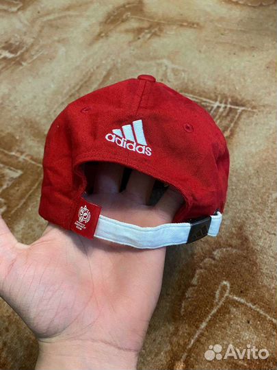 Кепка Адидас колоборация Макдоналдс 2006
