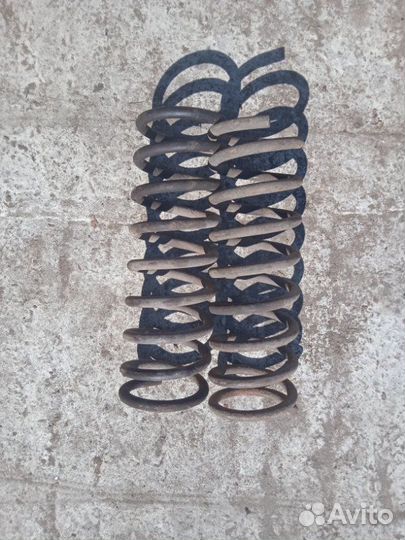 Пружина подвески передняя Лада 2105
