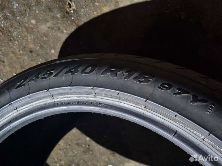 Pirelli P Zero 245/40 R18 97Y