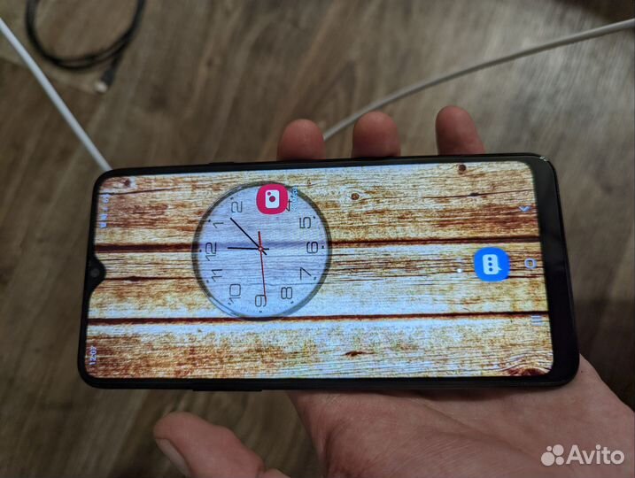 Телефон samsung a20s