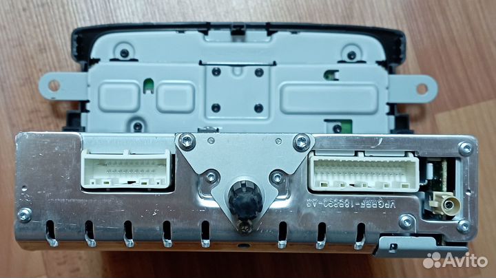 Штатная магнитола Renault