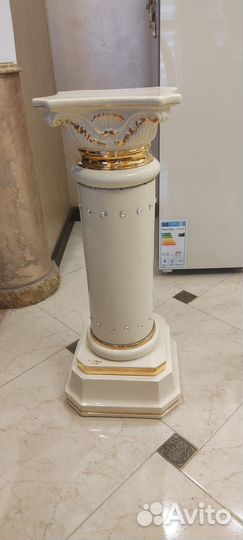 Колонна интерьерная