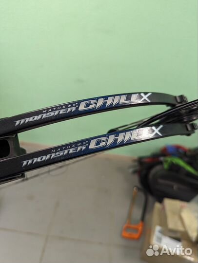 Блочный таргетный лук Mathews Monster Chill X