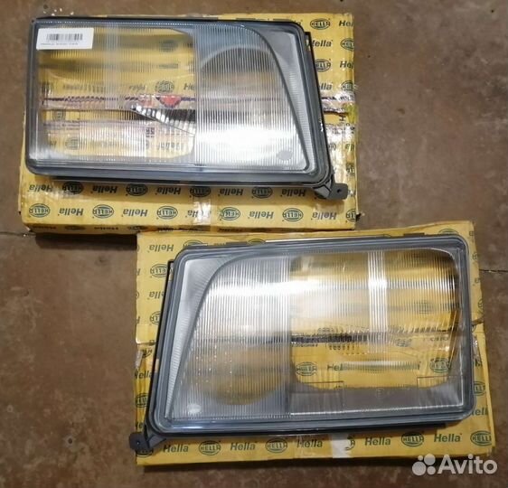 Стекло фары mercedes w124 A1248205666 Hella
