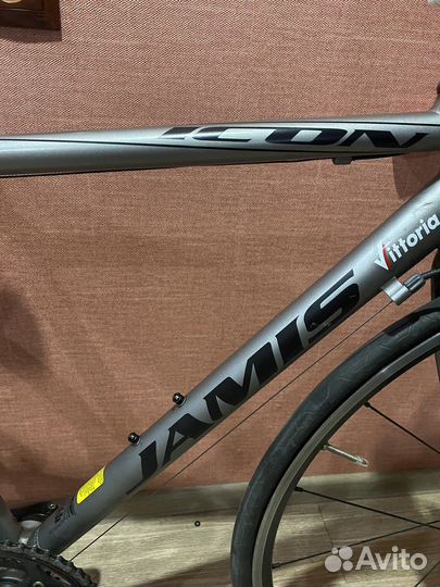 Велосипед шоссейный jamis