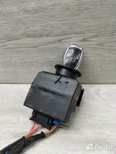 Замок зажигания с ключом Mercedes E-Class W211