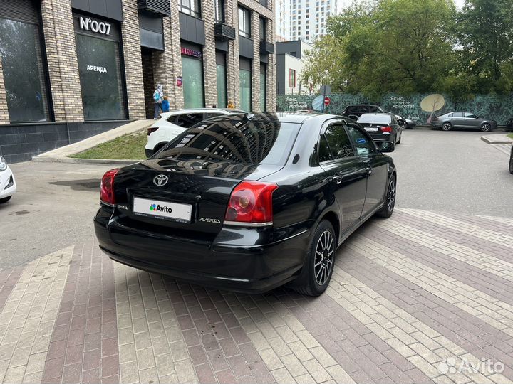 Toyota Avensis, 2006