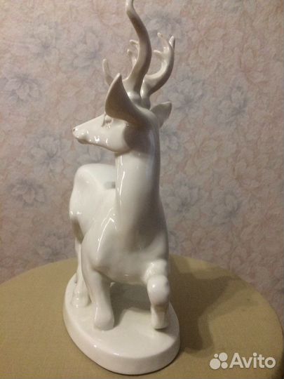 Фарфоровая статуэтка «олень», размер: 27/23/9
