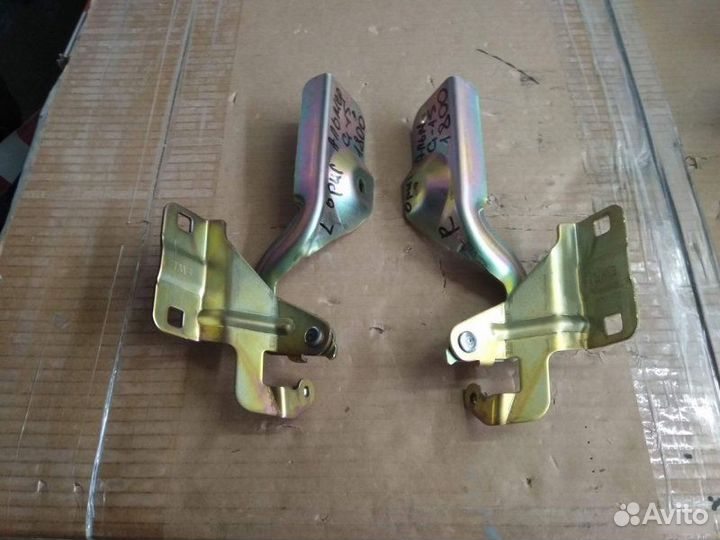 Петля капота Nissan Almera G15 2012-2014