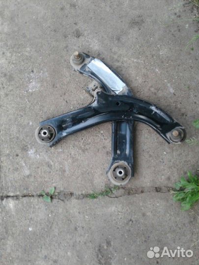 Рычаги логан.лансер