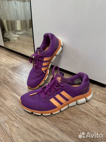 Кроссовки Adidas оригинальные