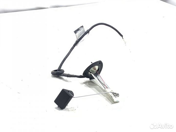 Датчик уровня топливного бака Mitsubishi Outlander