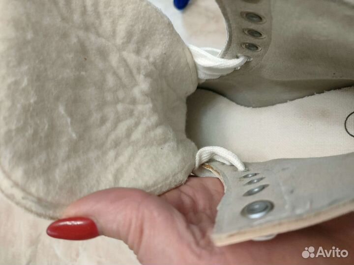 Коньки фигурные