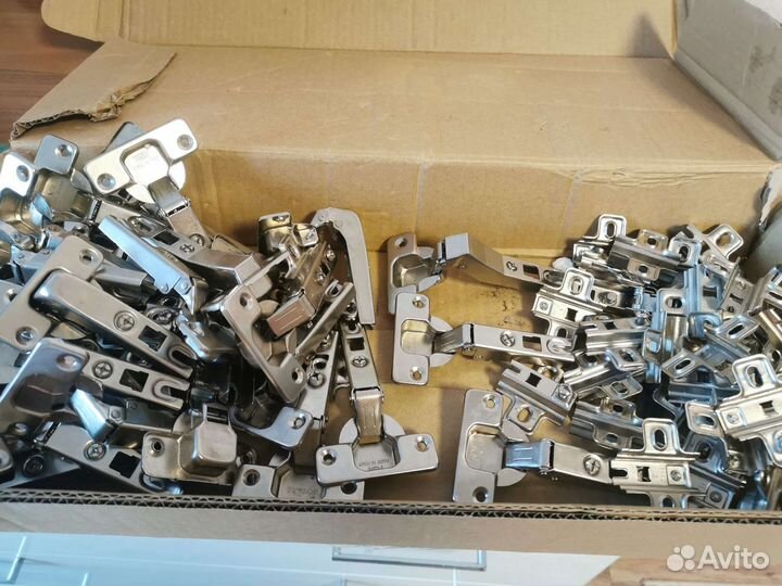 Петля мебельная без доводчиков