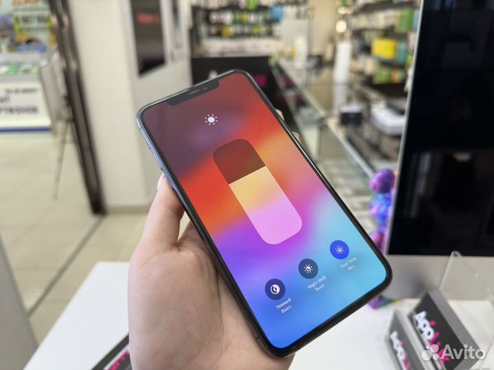 iPhone 11 Pro Max, 64 ГБ