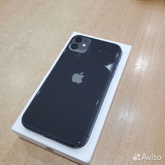 iPhone 11, 128 ГБ