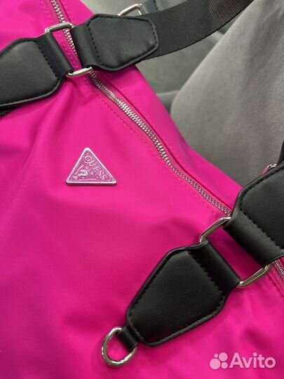 Спортивная сумка guess