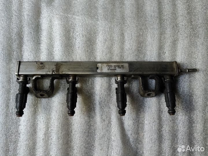 Рампа с форсунками 2,0 mondeo 4