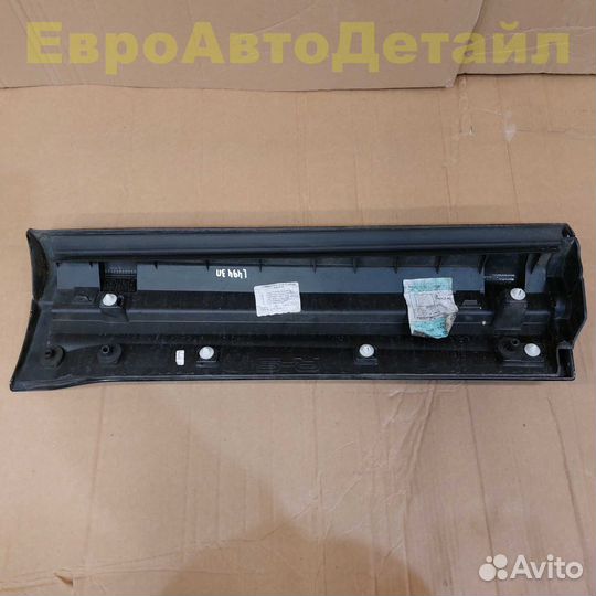 Молдинг задней двери Range Rover Sport 2 (L494)