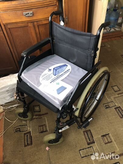 Инвалидная коляска складная бу