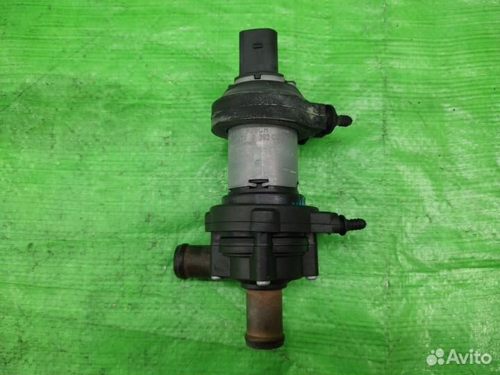 Насос (помпа) электрический VW / Audi / Seat