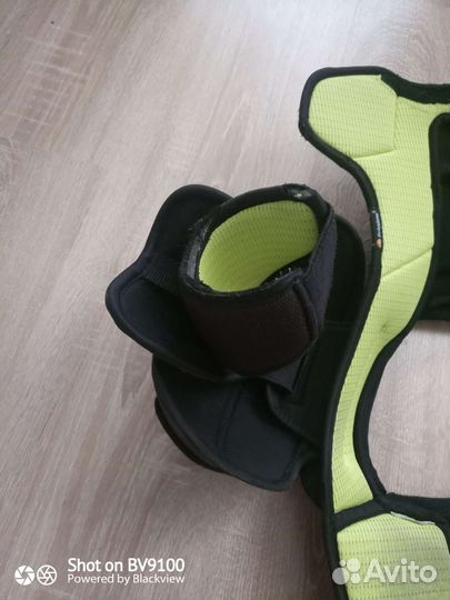 Нагрудник хоккейный warrior QX