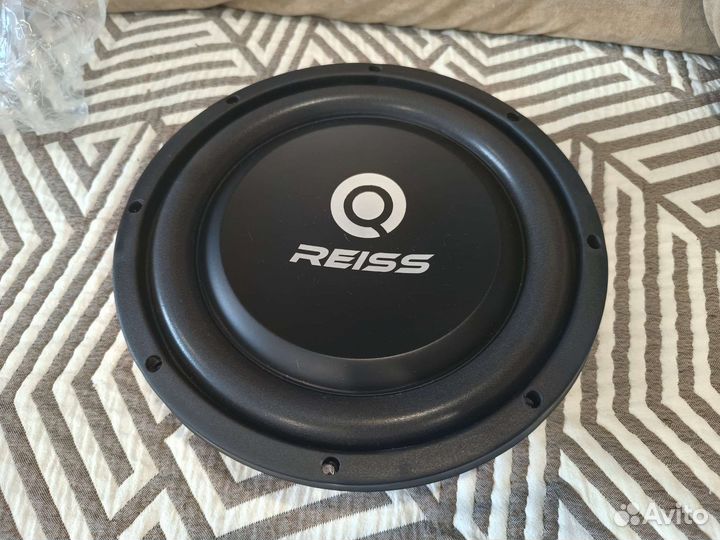 Сабвуфер с коробом